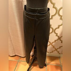 Eloquii Faux Leather Pull-on Elastic Waistband Legging Black EUC